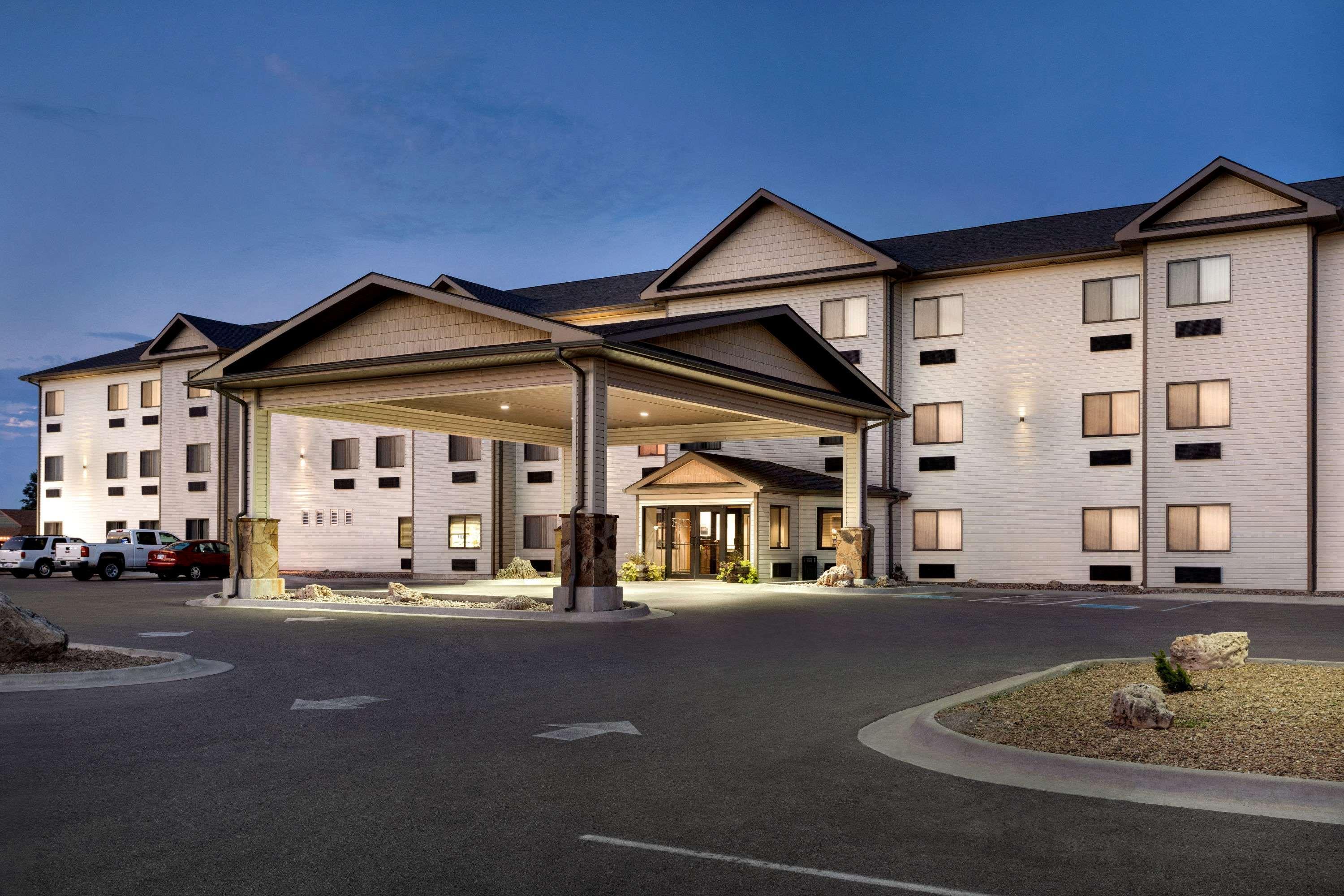 Hotel Baymont By Wyndham Wellington Extérieur photo