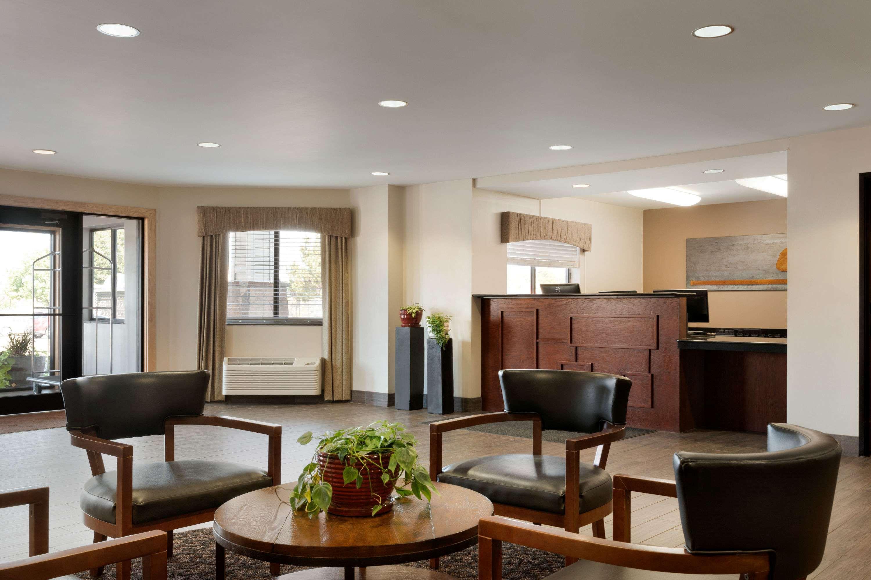 Hotel Baymont By Wyndham Wellington Extérieur photo