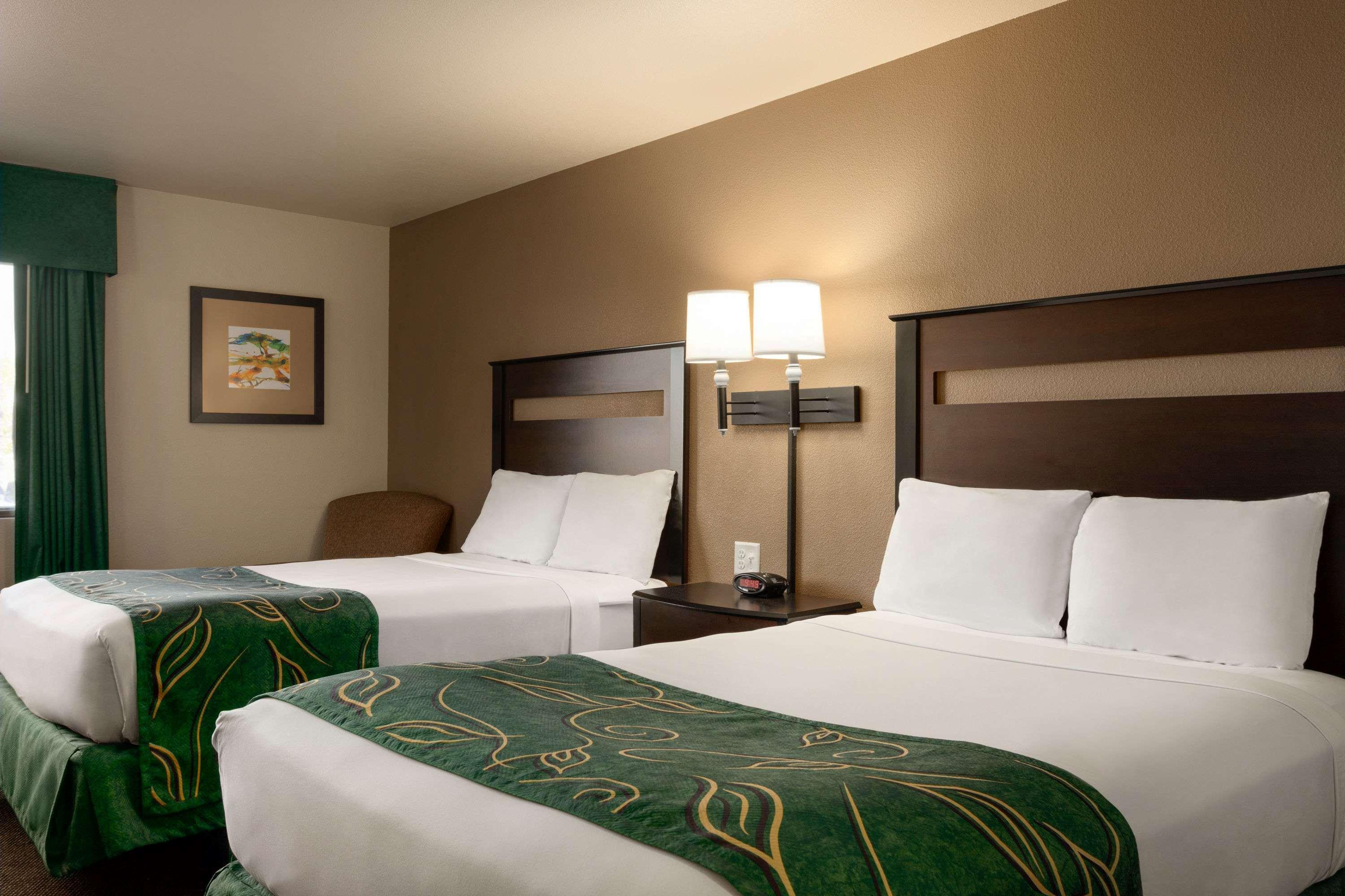Hotel Baymont By Wyndham Wellington Extérieur photo